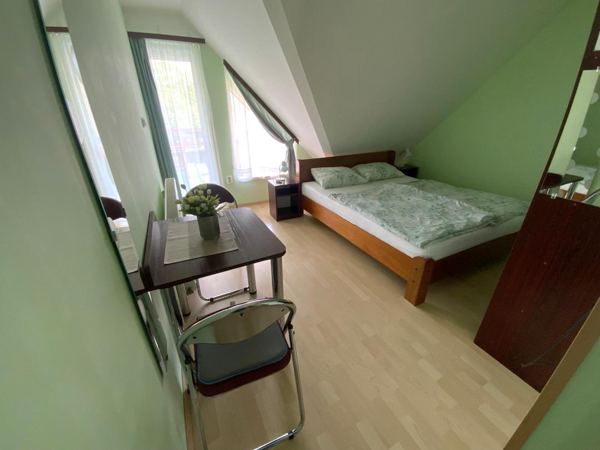 Gosy Apartmanok Siofok Luaran gambar