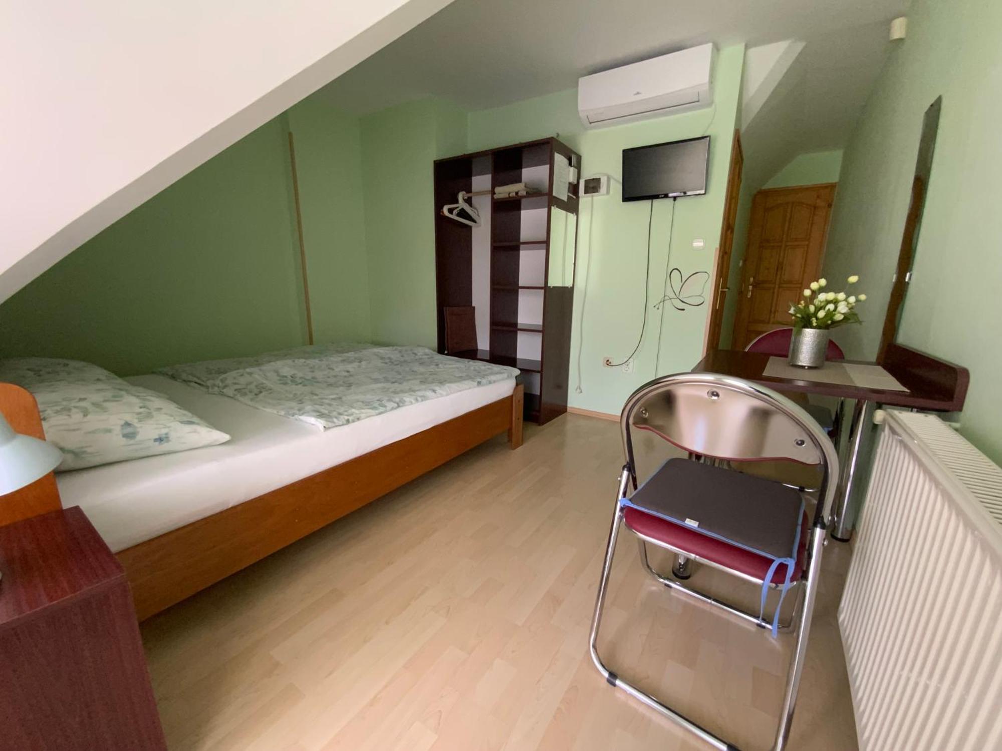 Gosy Apartmanok Siofok Luaran gambar