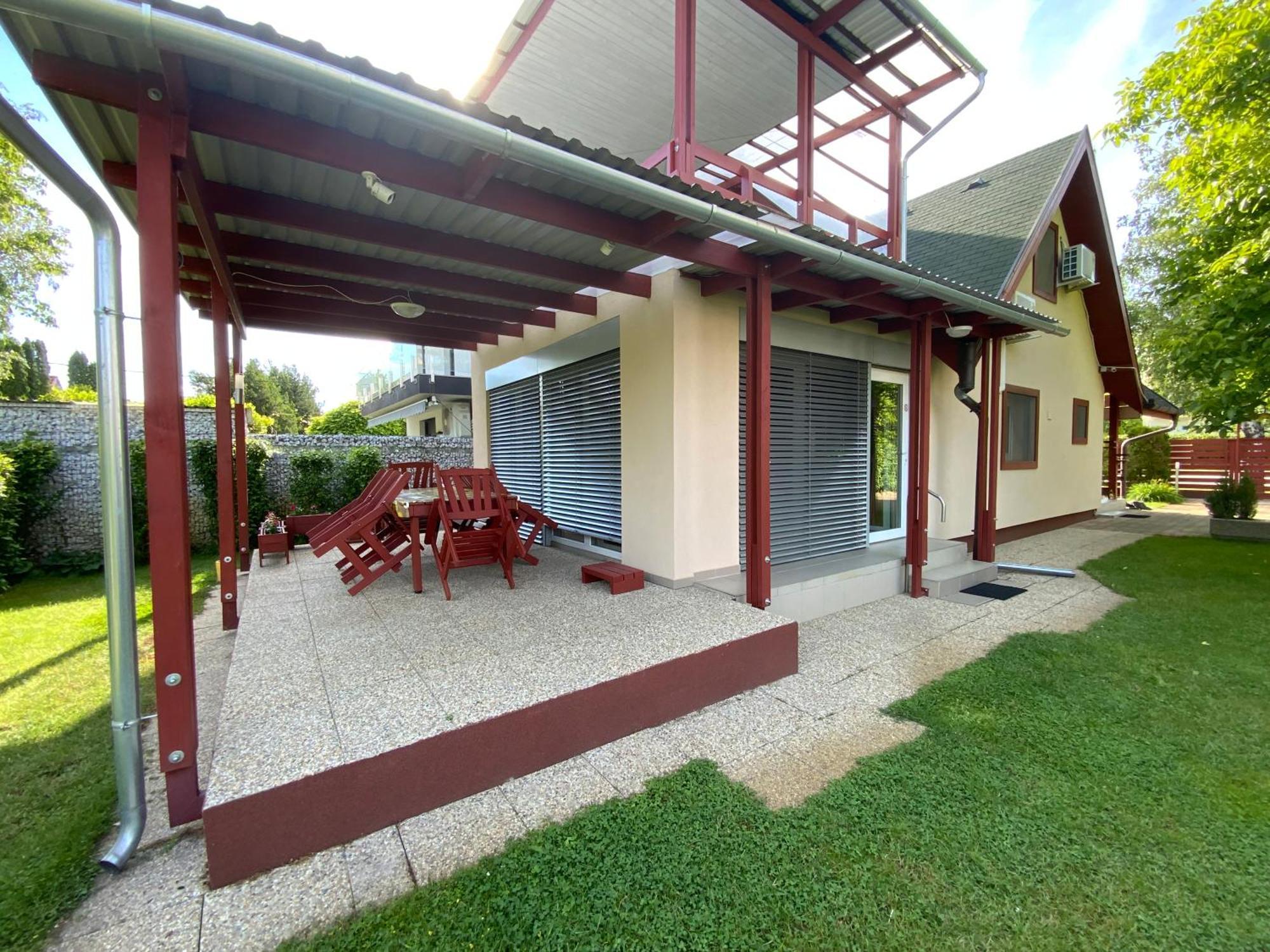 Gosy Apartmanok Siofok Luaran gambar